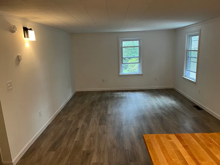 4 James Farm Rd — Photo 12