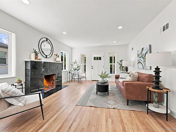 5th image of 1840 Newport Street