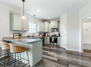 665 Elm St, Clarksville, TN 37040