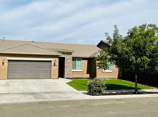 2312 Plantation Ct, Tulare, CA 93274