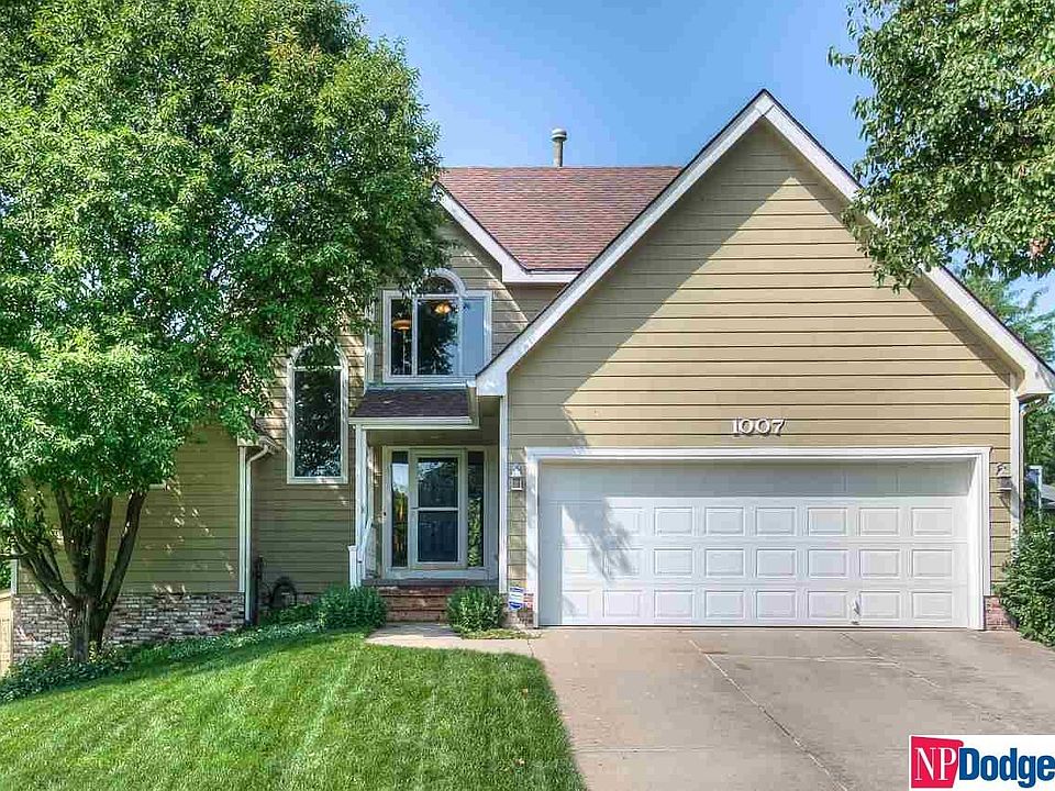 1st image of 1007 Bryn Mawr Dr
