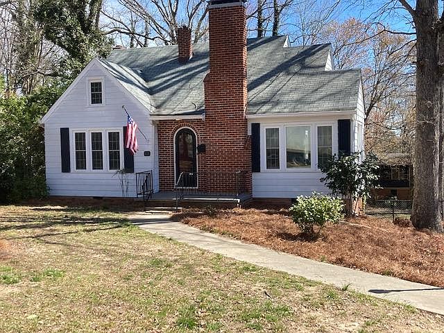2nd image of 221 Shamrock Rd