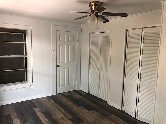 4th image of 1111 Belmarez Ave