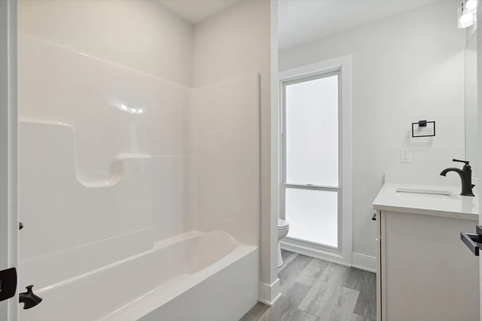 1164 Terrace St #4 photo 1