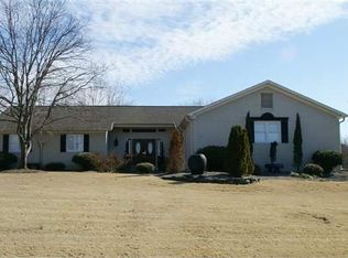 104 Lake Ridge Dr, Enterprise, AL 36330