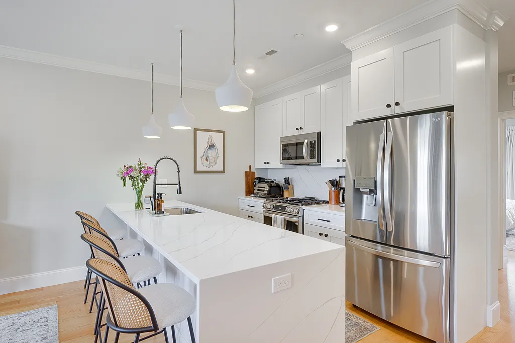 Building Photo - 31 Boardman St #2