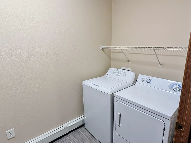 Amber Crossing Apartments — Photo 21