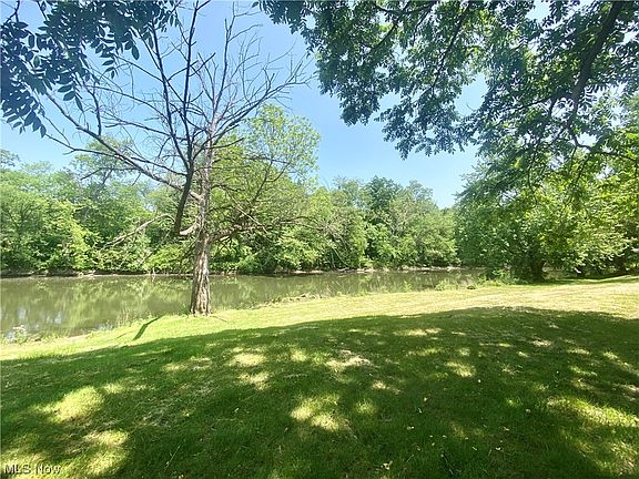 5th image of 1256 Brookside Dr