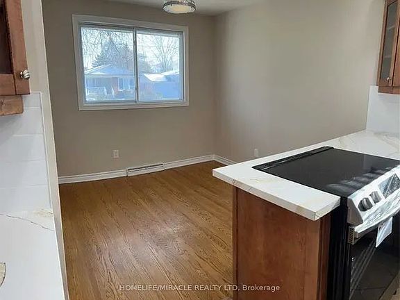 4th image of 78 Regent Dr