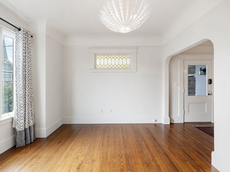 1st image of 3864 23rd St