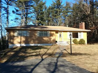 19 Glance Rd, Windham, NH 03087