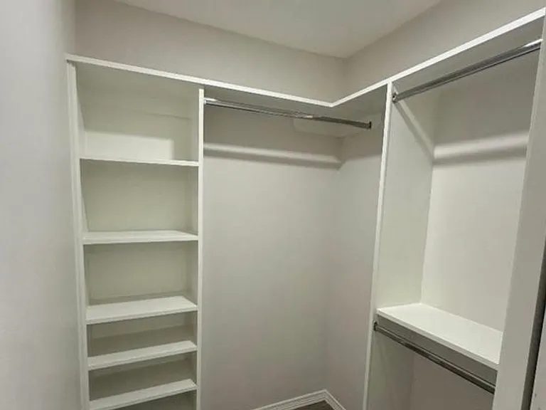 1554 Los Alamos St #1554 — Photo 3