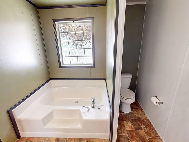 65 N McElhaney Ln — Photo 17