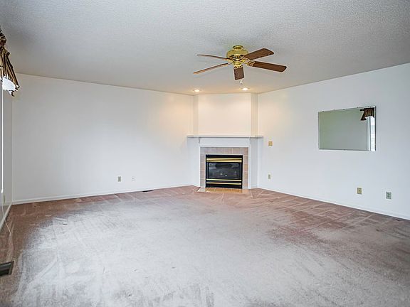 5th image of 4812 E Heritage Cir