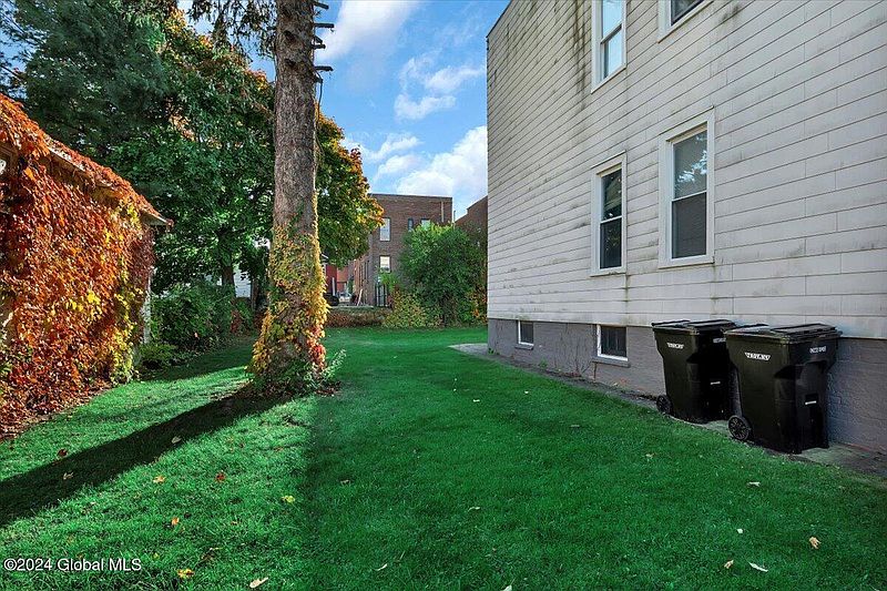2nd image of 2246 14th Street