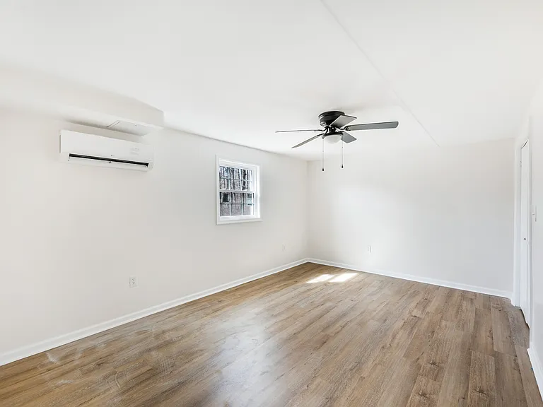 236 Newcomb Drive - 1 — Photo 14