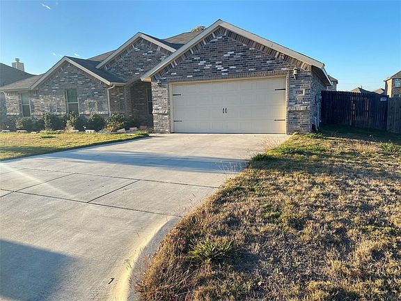 3rd image of 3728 Dutch Iris Ln
