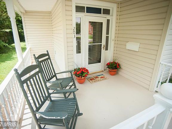 2nd image of 203 Chesterfield Ave