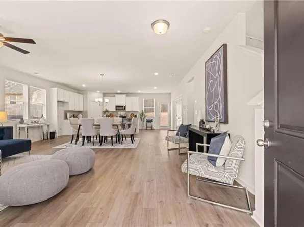 1075 Thomasville Estate Way, Atlanta, GA 30315