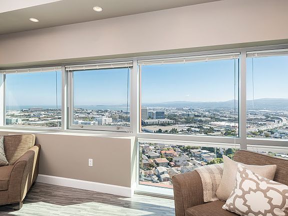4th image of 1 Mandalay Pl Unit 1603