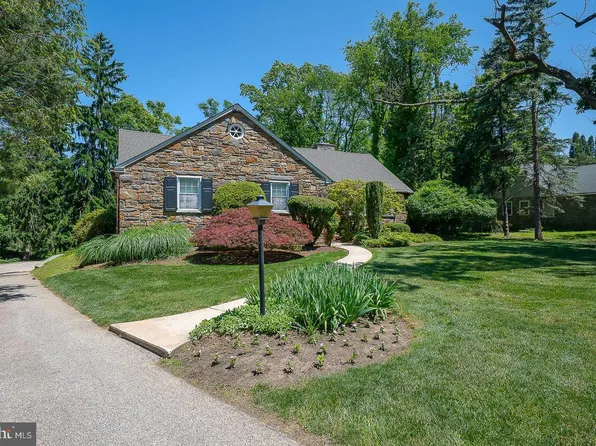 1125 Hillcrest Rd, Penn Valley, PA 19072