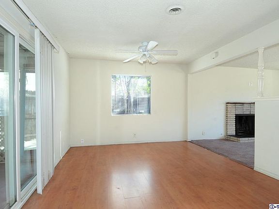 3rd image of 5336 Acacia St