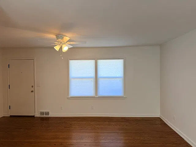 2 bed, 1000 sqft, $1,150 — Photo 4