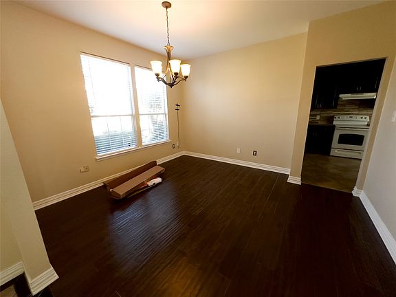 4th image of 3613 Cotton Creek Ln