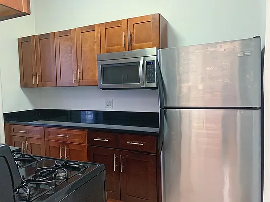 Rented by Bold New York | media 27