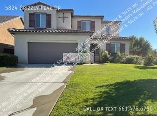 5824 Grizzly Peak Dr, Bakersfield, CA 93311
