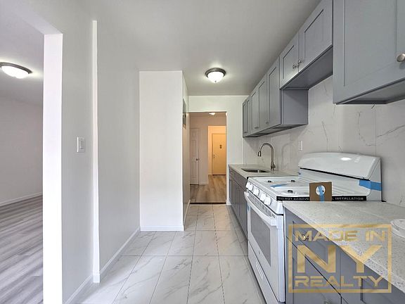 2nd image of 3620 Parsons Blvd APT 5A