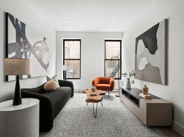 291 7th Avenue image 1 of 8