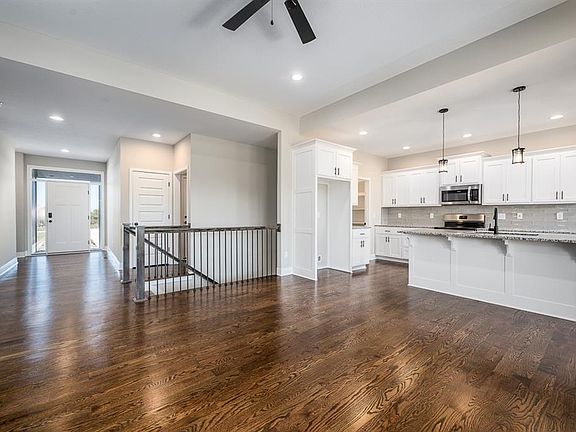3rd image of 18103 232nd St