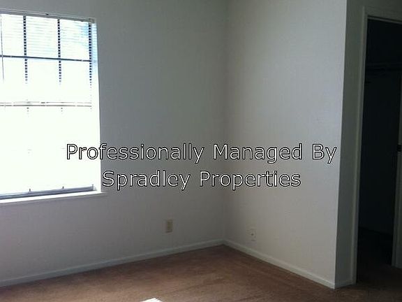 5th image of 505B Phoenix Dr