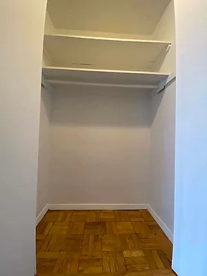 Rented by Bond New York | media 15