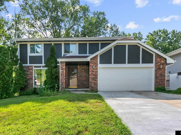 12901 S 29th St, Bellevue, NE 68123