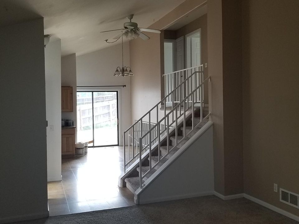 2nd image of 3721 S Pitkin Ct