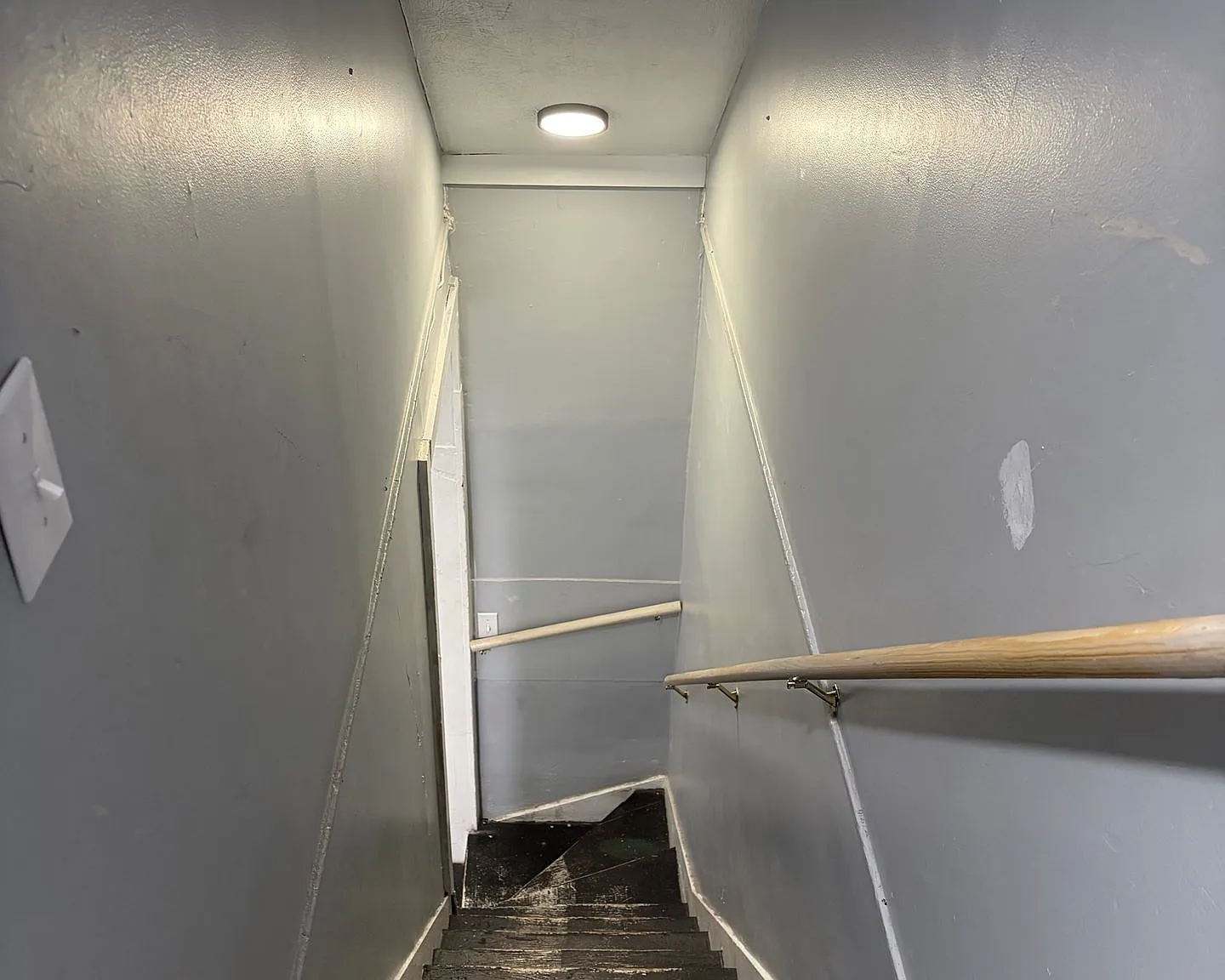 724 W Elm St — Photo 1