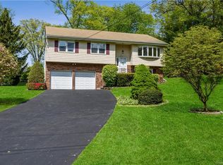 215 Taymil Rd, New Rochelle, NY 10804