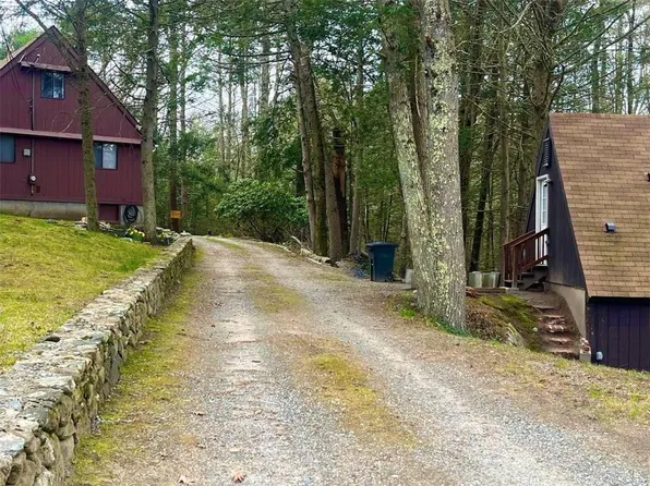 203 Douglas Pike, North Smithfield, RI 02896