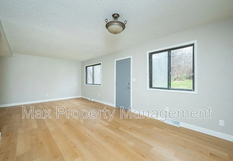 4003 Indianapolis Ave — Photo 10