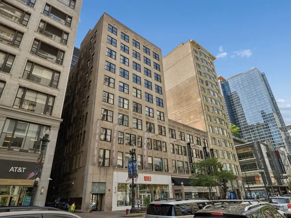 20 N State St APT 410, Chicago, IL 60602