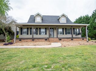 225 Mitchell Rd, Belton, SC 29627