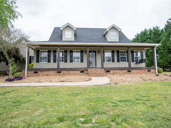 225 Mitchell Rd, Belton, SC 29627