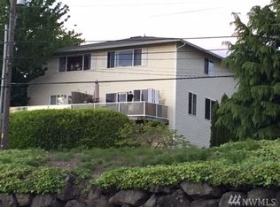 6715 A & B E SIDE DR, Tacoma, WA 98422