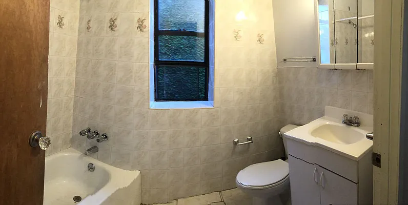 Rented by Warren T Real Estate Corp. | media 15