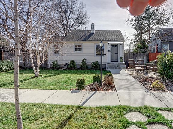 2nd image of 2605 W Regan Ave
