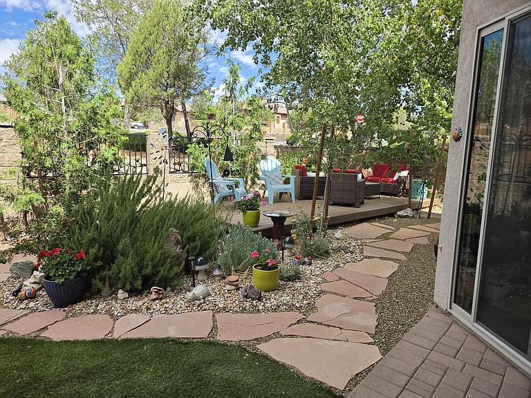 1886 Kensington Ct — Photo 26