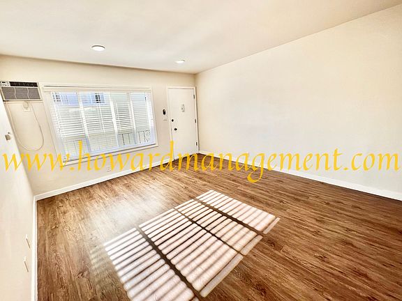 4th image of 2424 Ocean Park Blvd APT 6