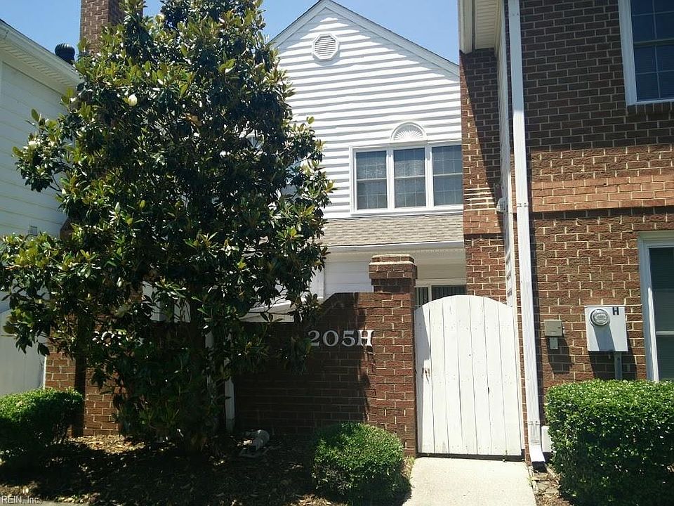 1st image of 205H Amersham Dr
